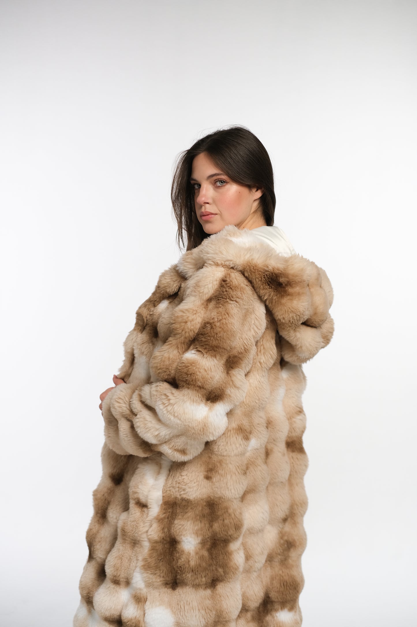 Cloud Camel-White Fur Coat