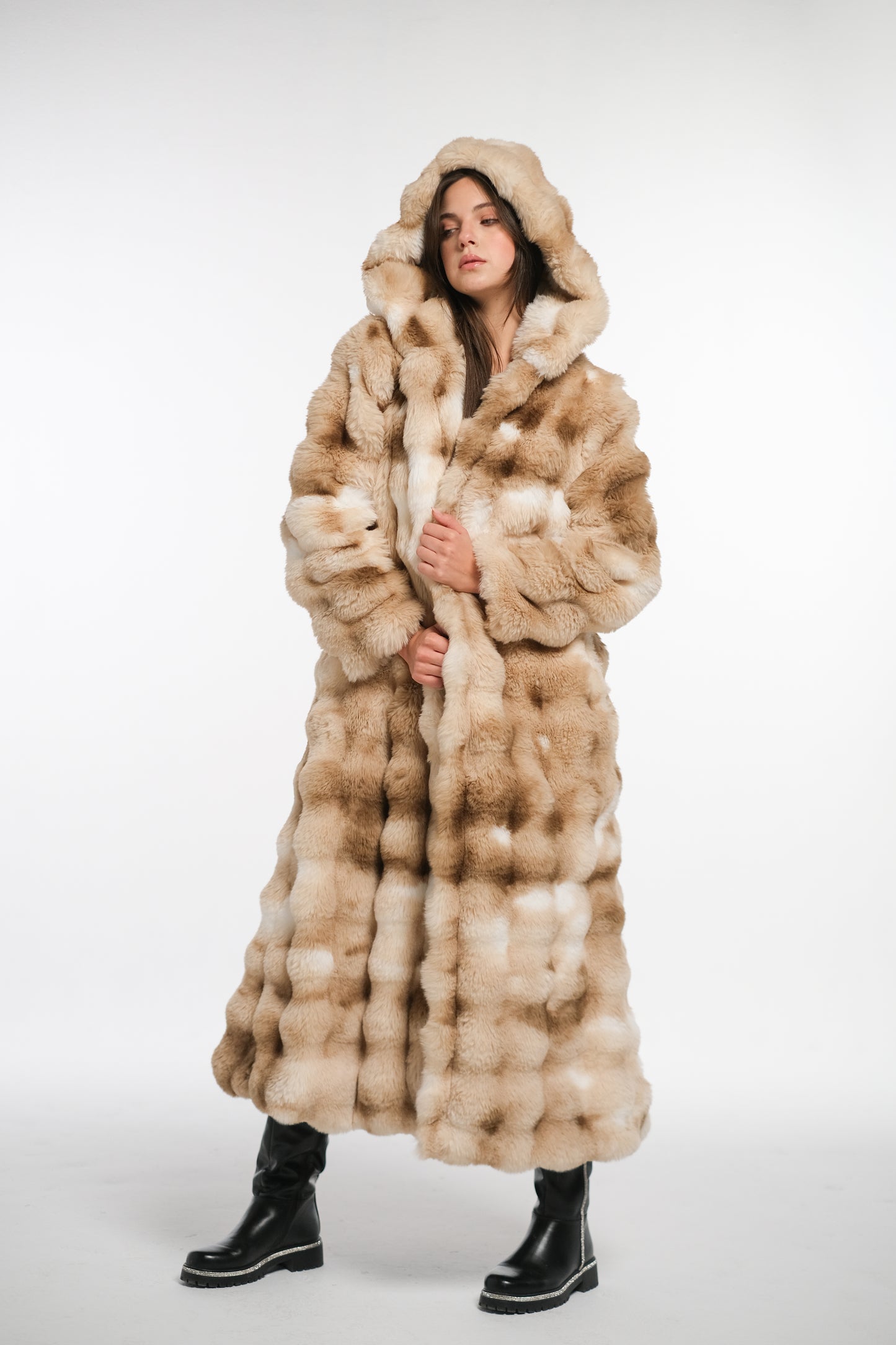 Cloud Camel-White Fur Coat