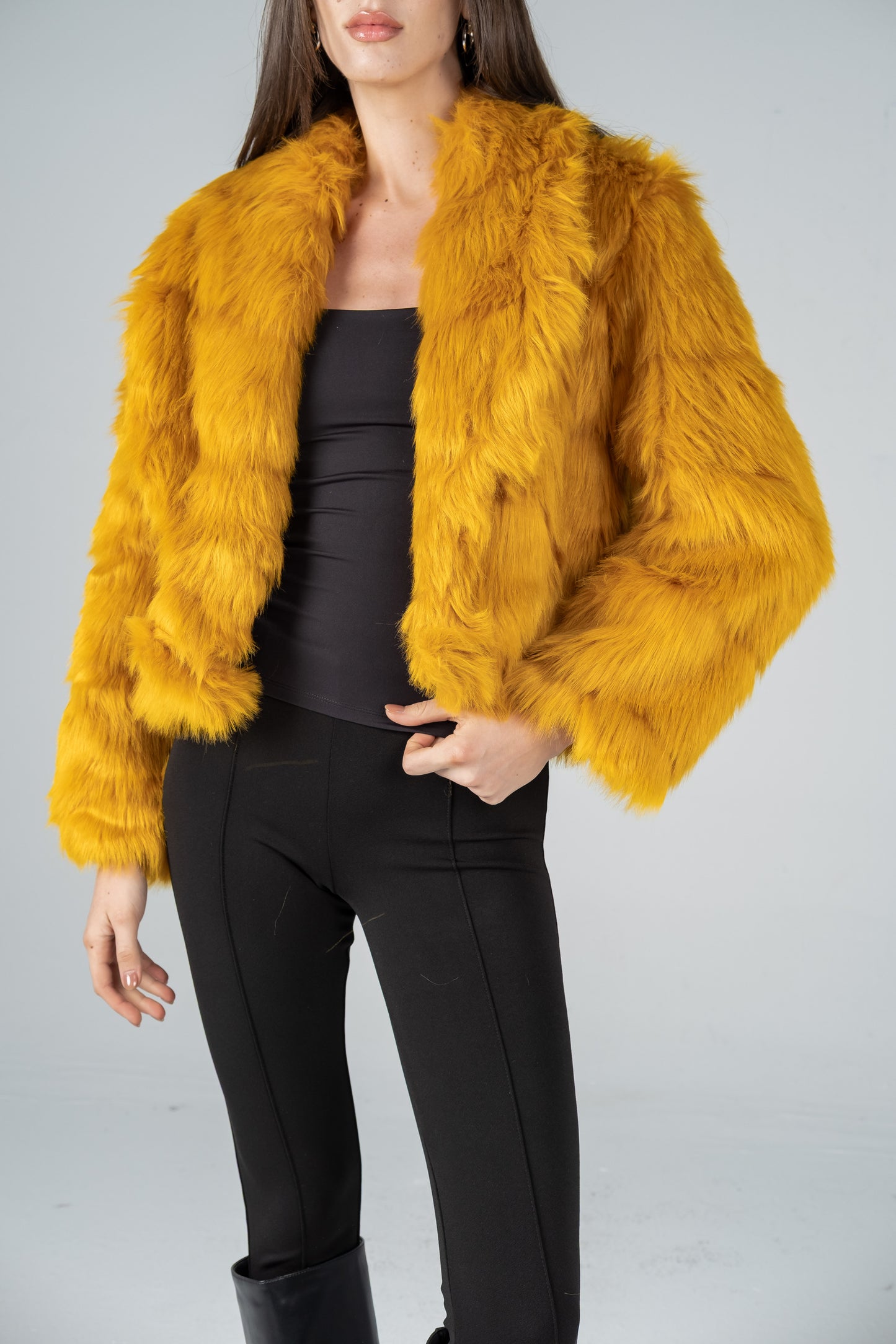 CROPPED GOLD FUR JACKET