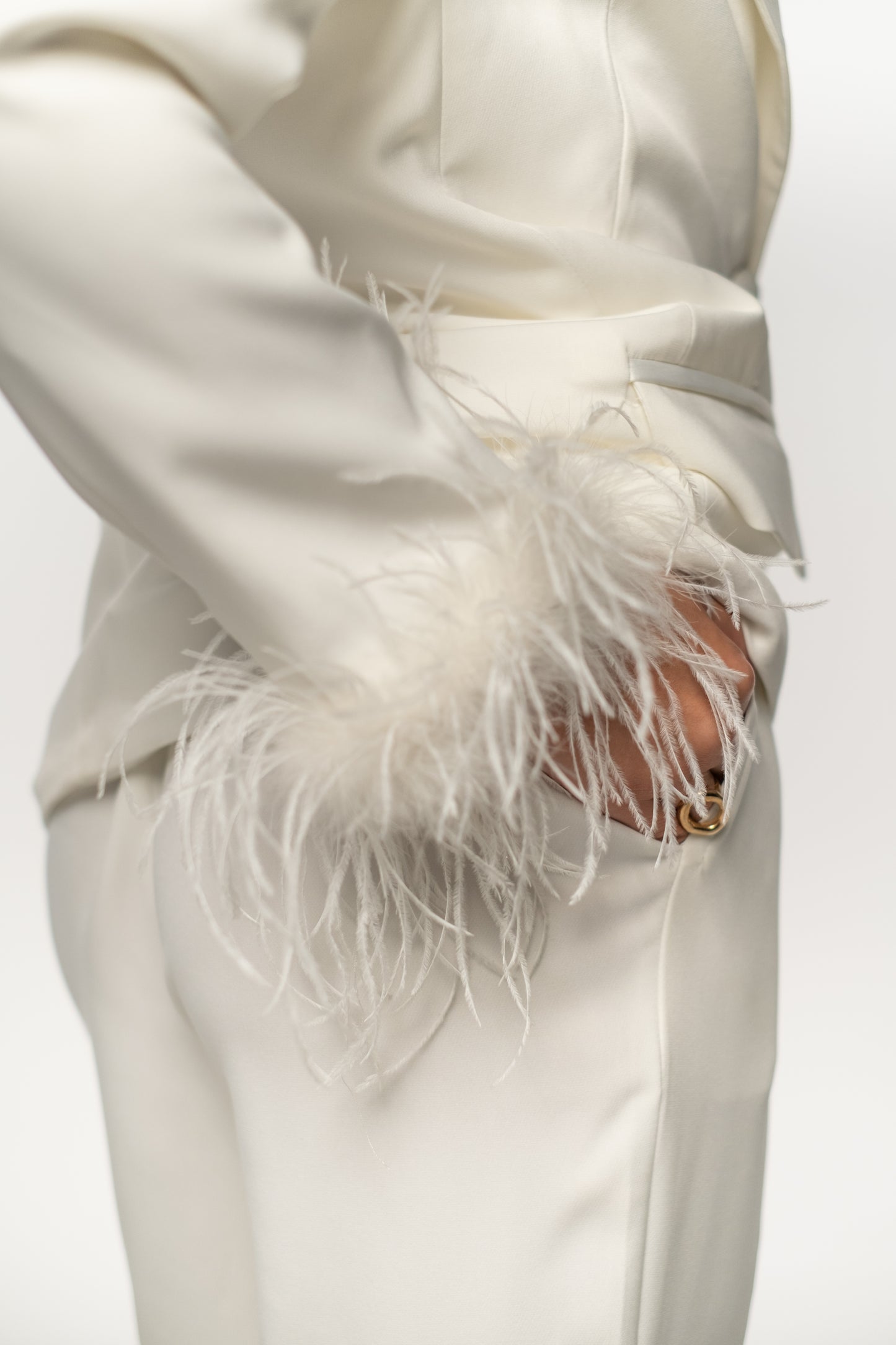 PEARL FEATHER SET