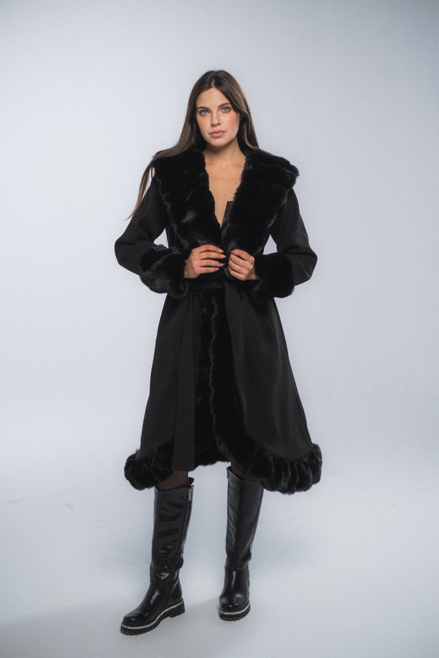 Circled Cloud Fur Fabric Coat