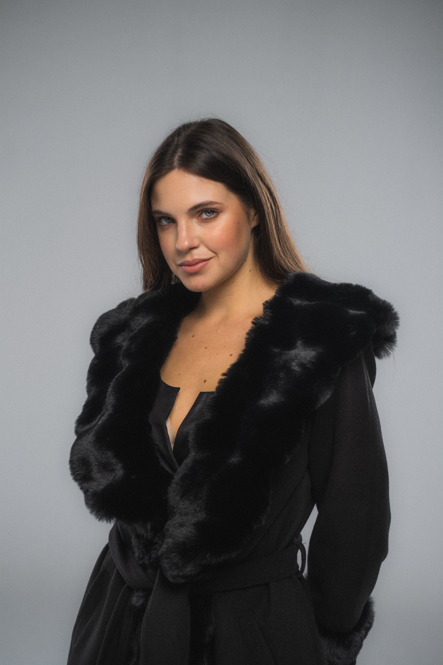 Circled Cloud Fur Fabric Coat