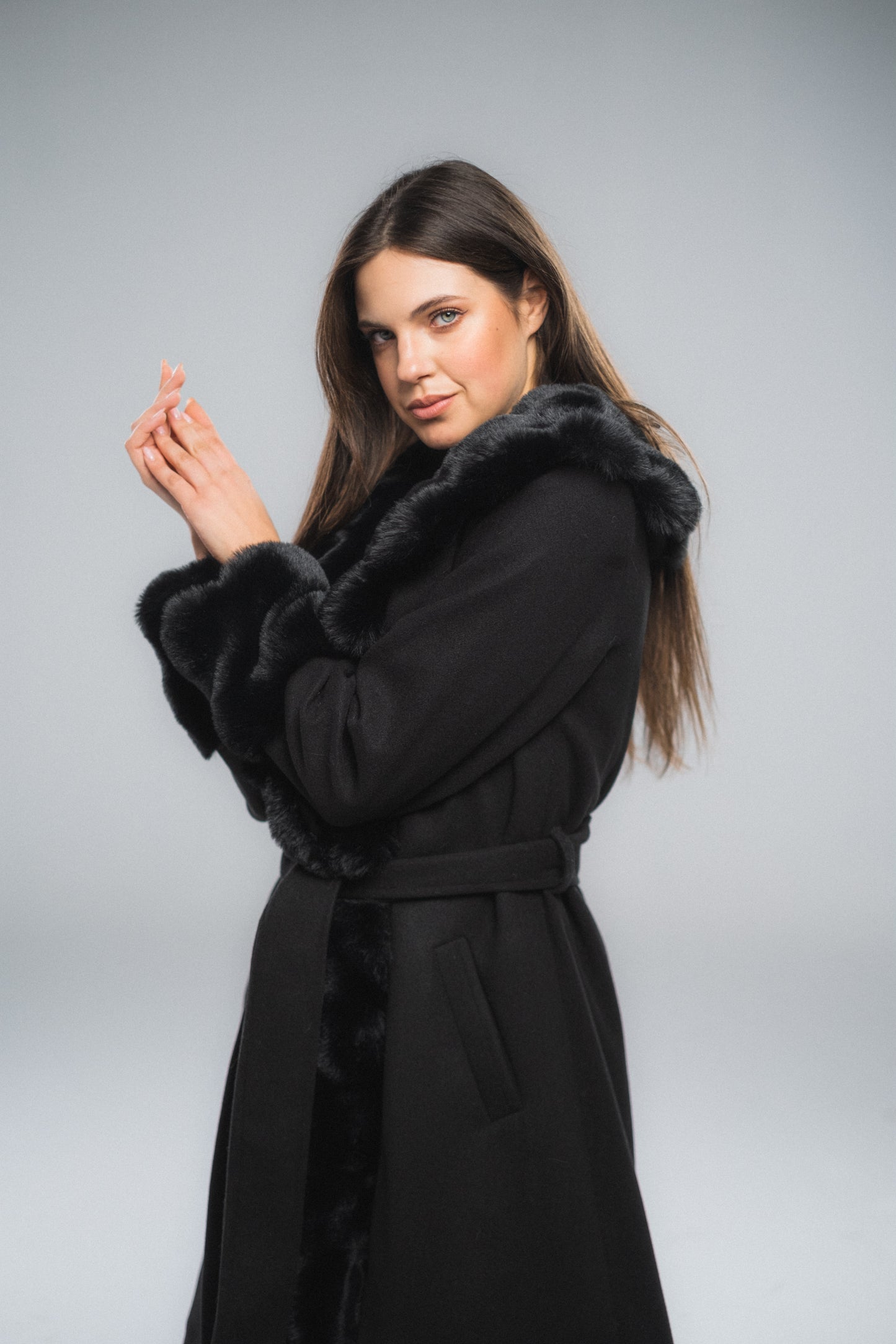 Circled Cloud Fur Fabric Coat