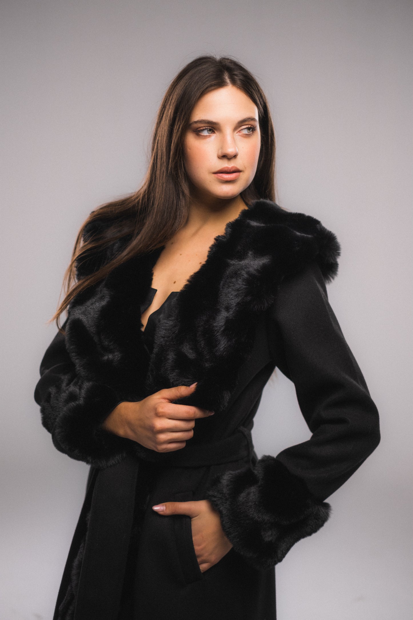 Circled Cloud Fur Fabric Coat