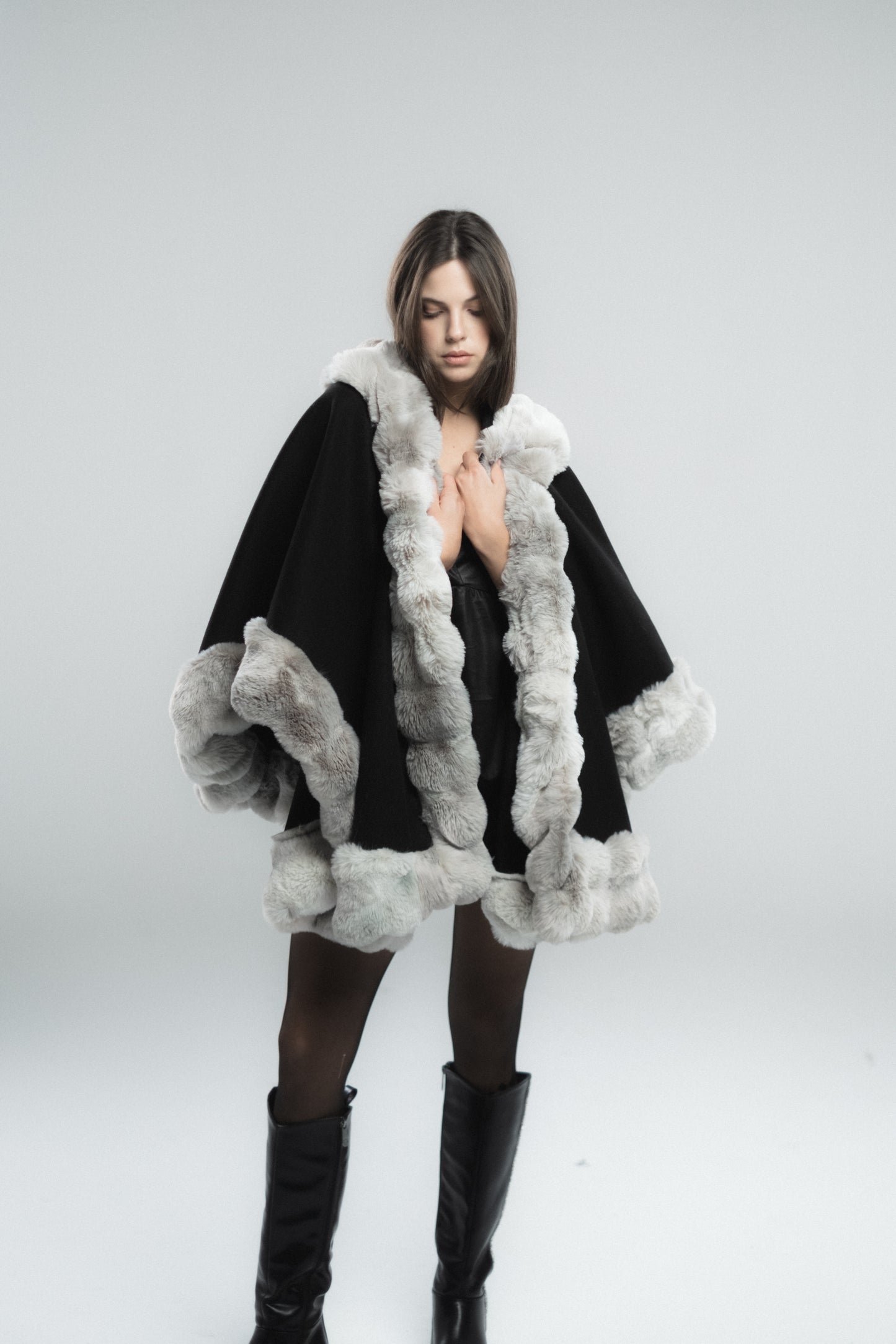 Black-Grey Russet-Fur Cape