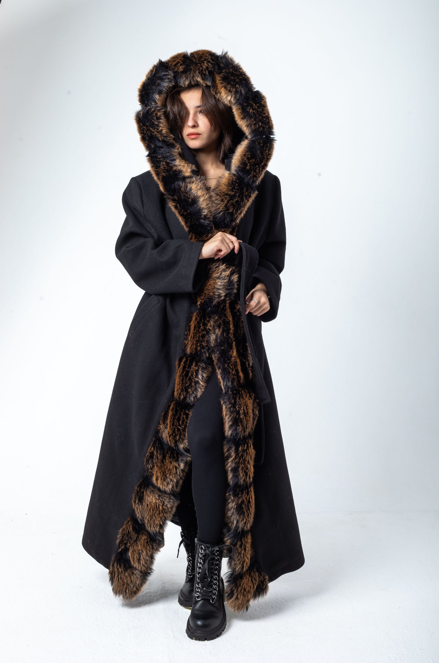 Wool Russet Coat With Tiger Fur
