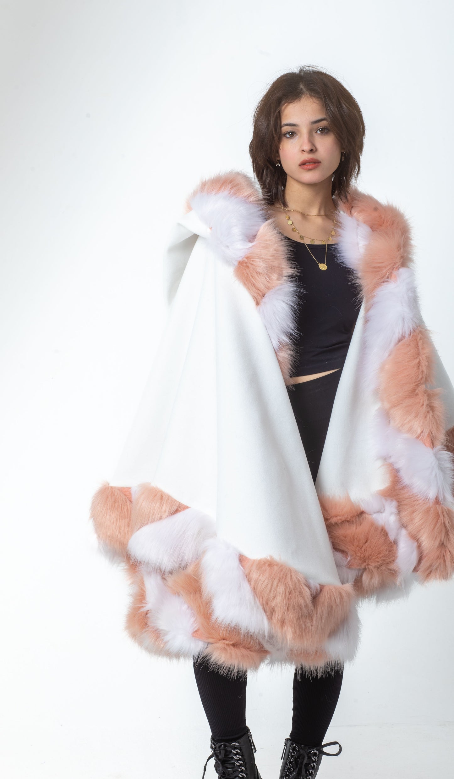 White-Pinky Russet Fur Cape