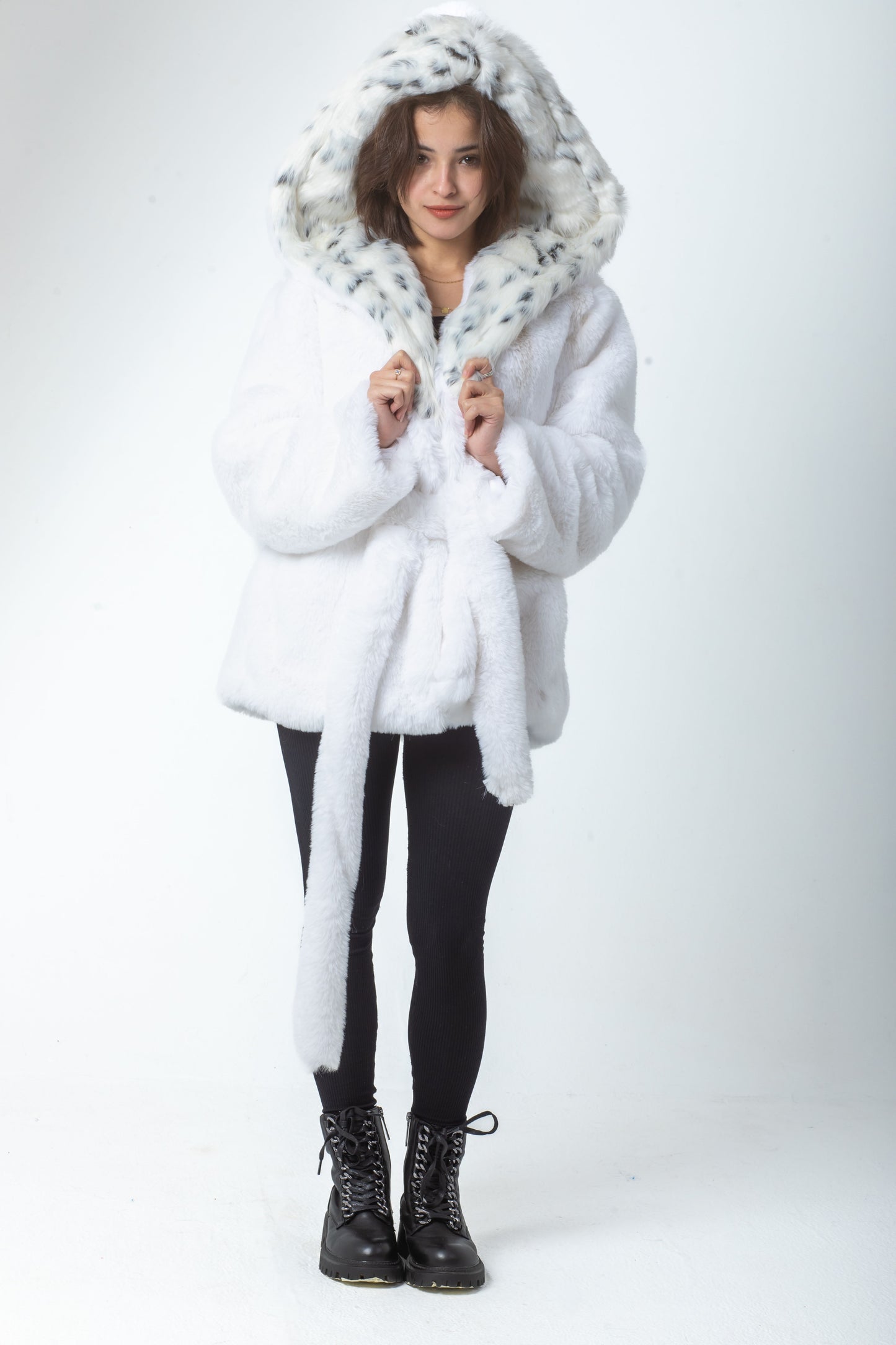 White-Tiger Short Fur Jacket