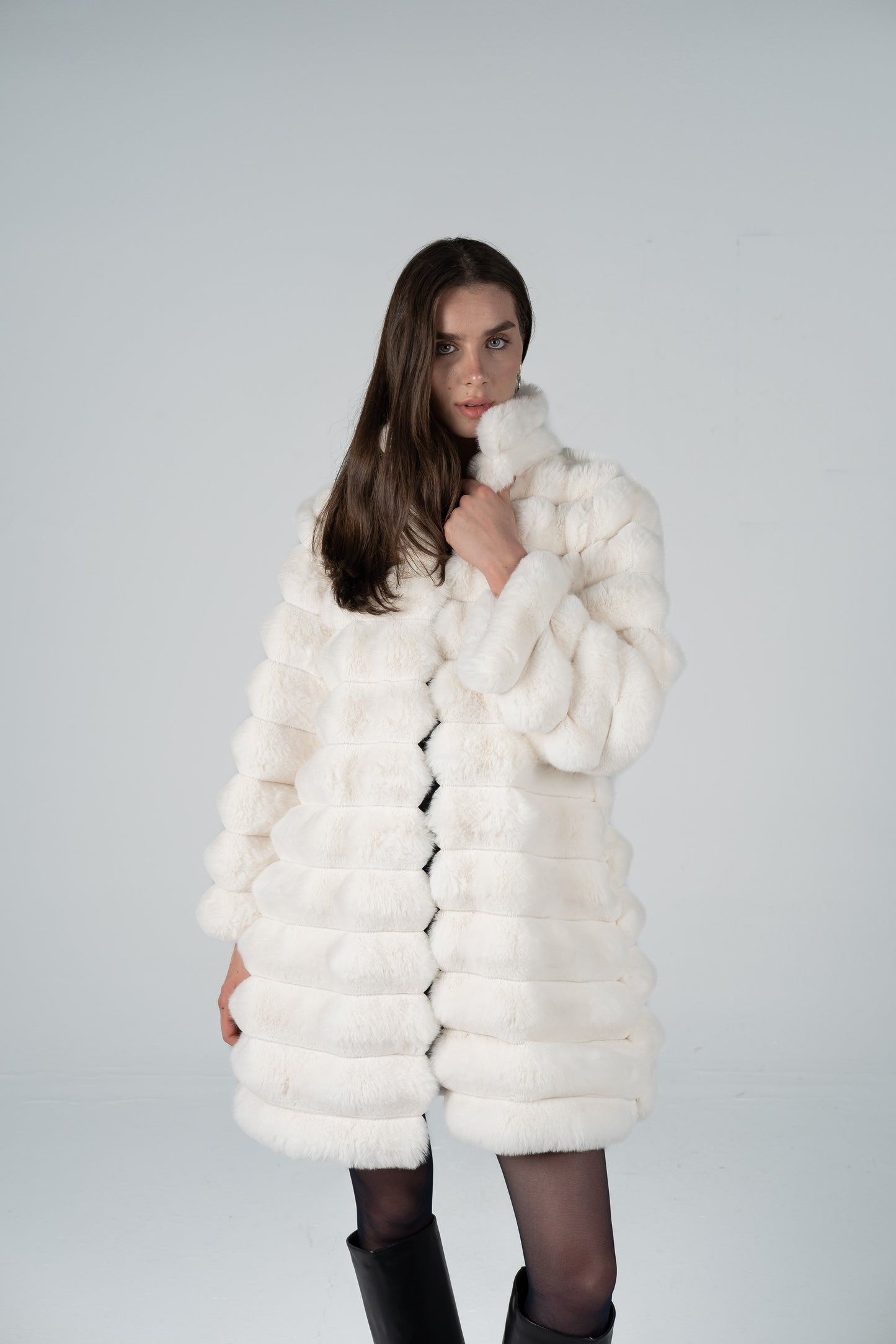 WINTER WHITE BANDED FUR COAT