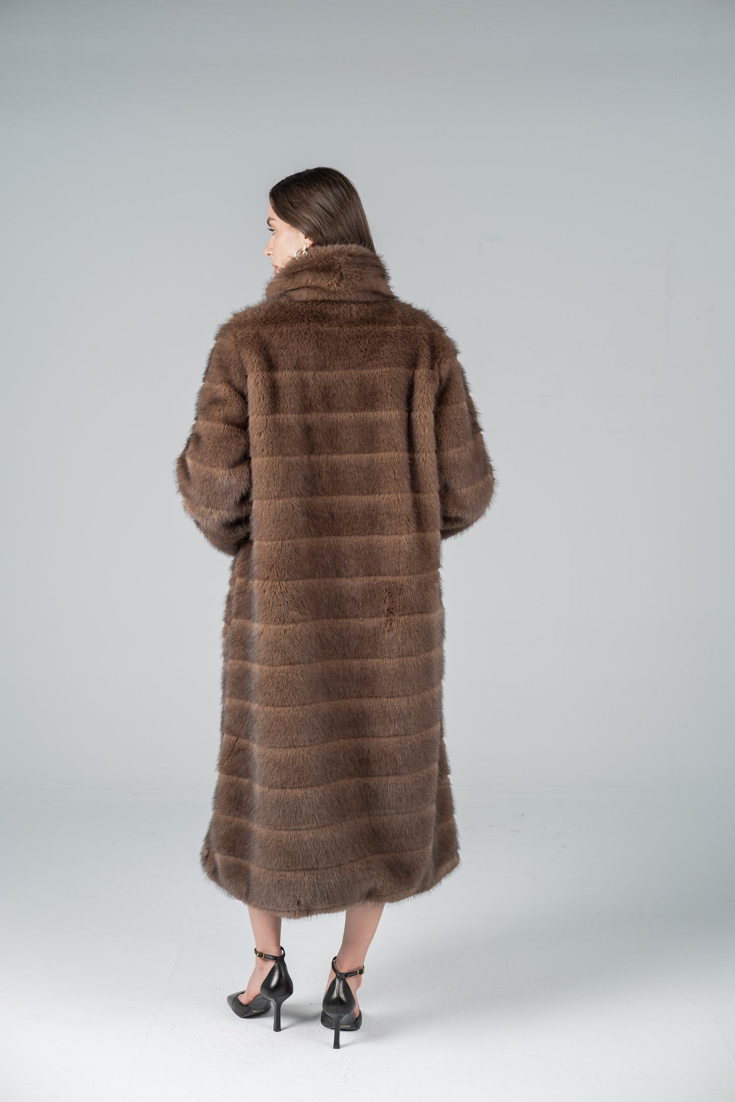 CHOCOLATE BROWN FUR COAT