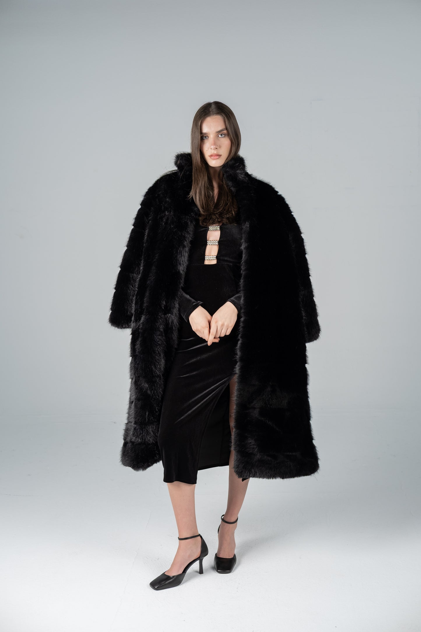 BLACK LUXE FUR COAT