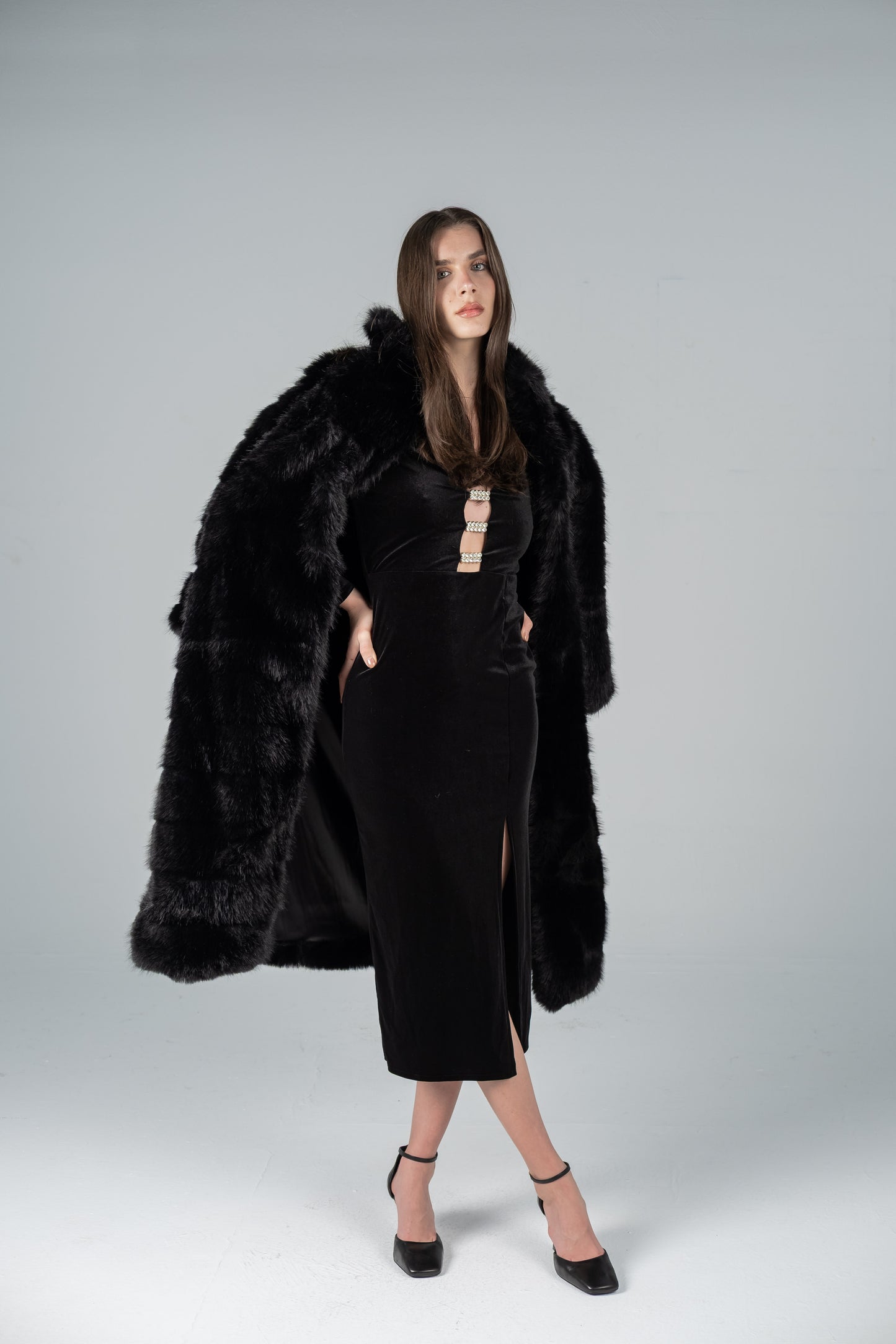 BLACK LUXE FUR COAT