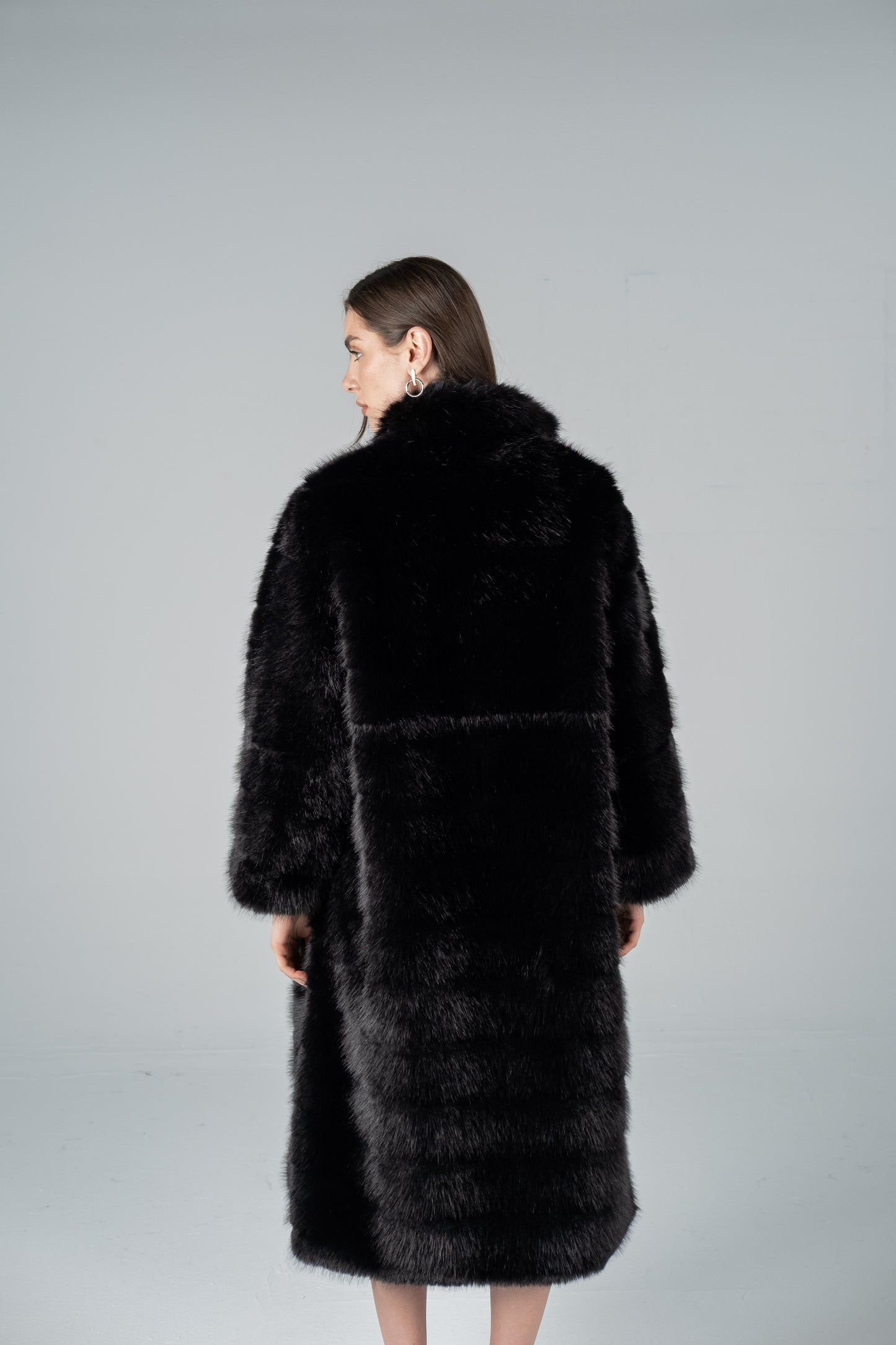 BLACK LUXE FUR COAT
