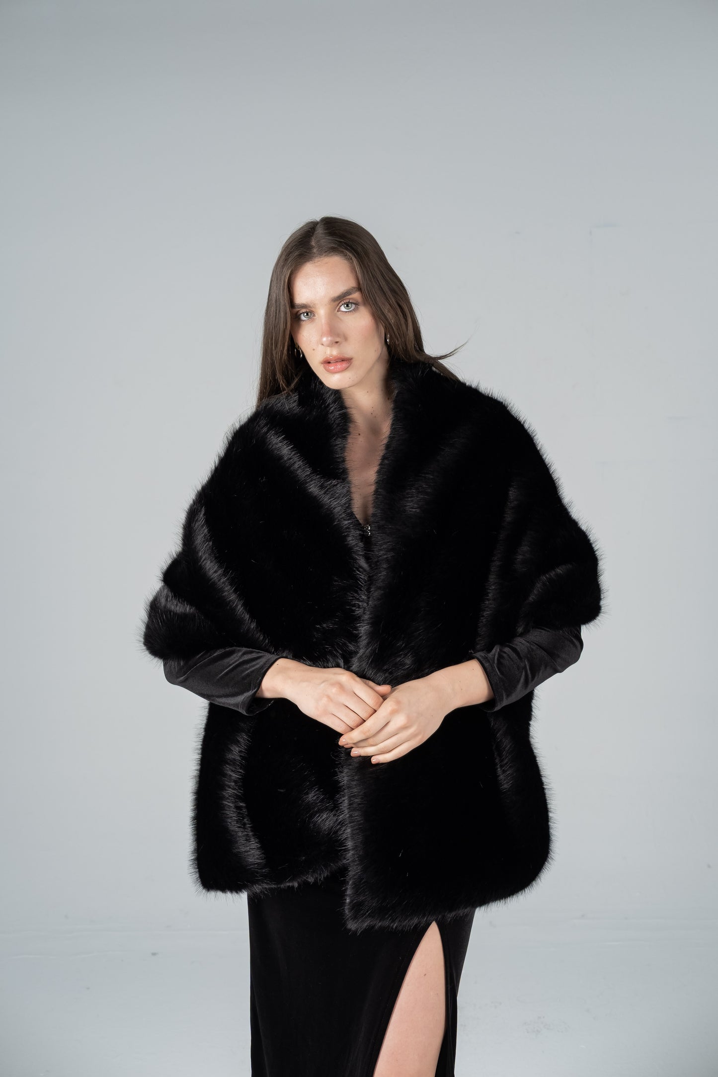 ELEGANT FUR SHAWL