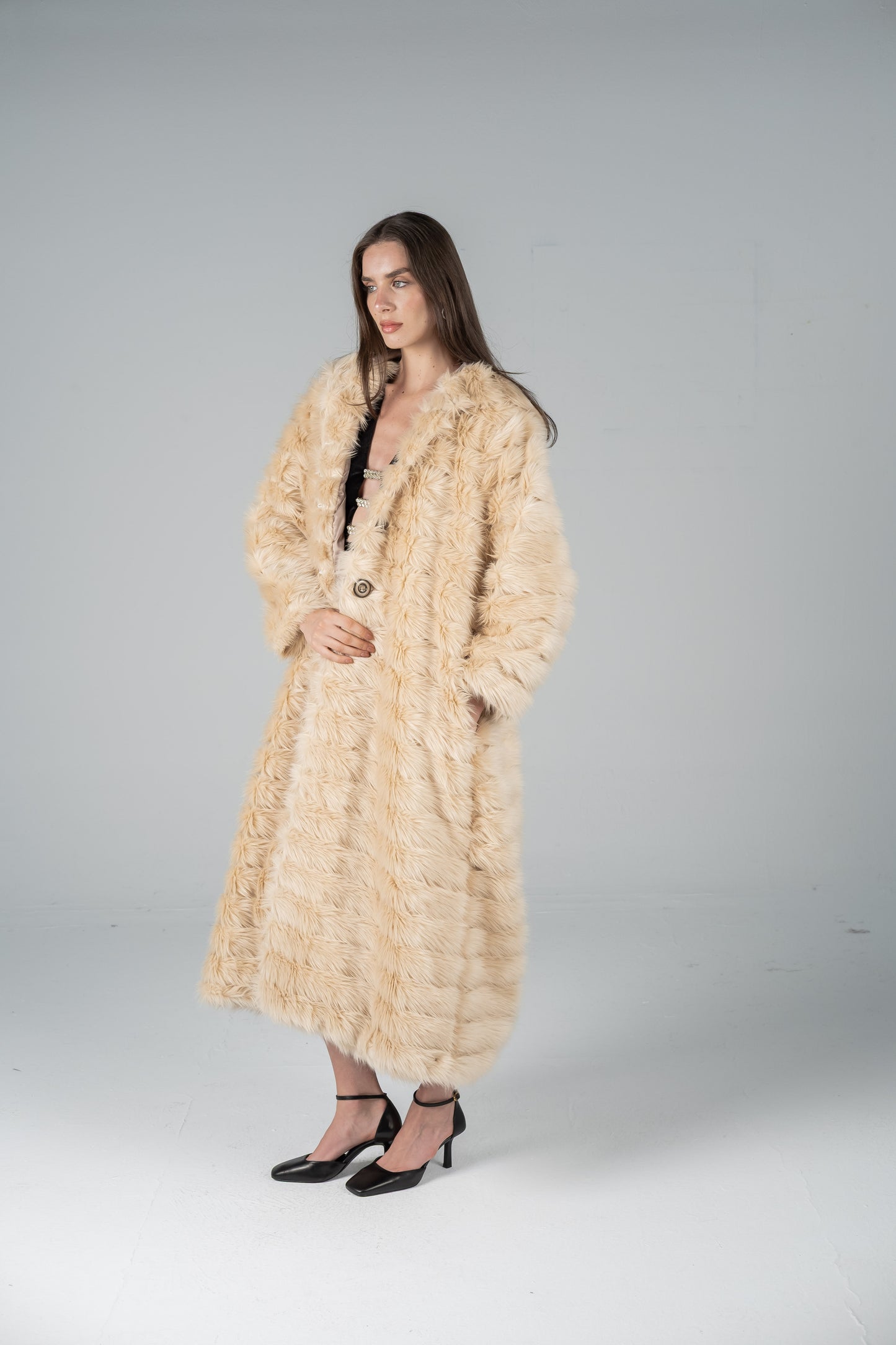 BEIGE RIPPLE COAT