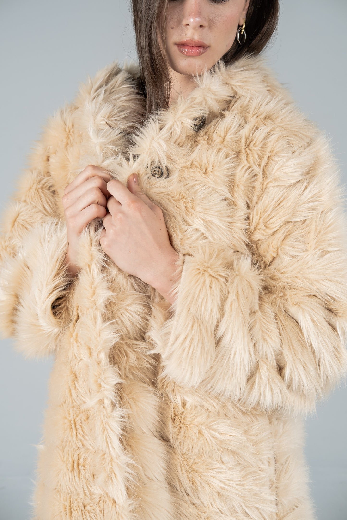 BEIGE RIPPLE COAT