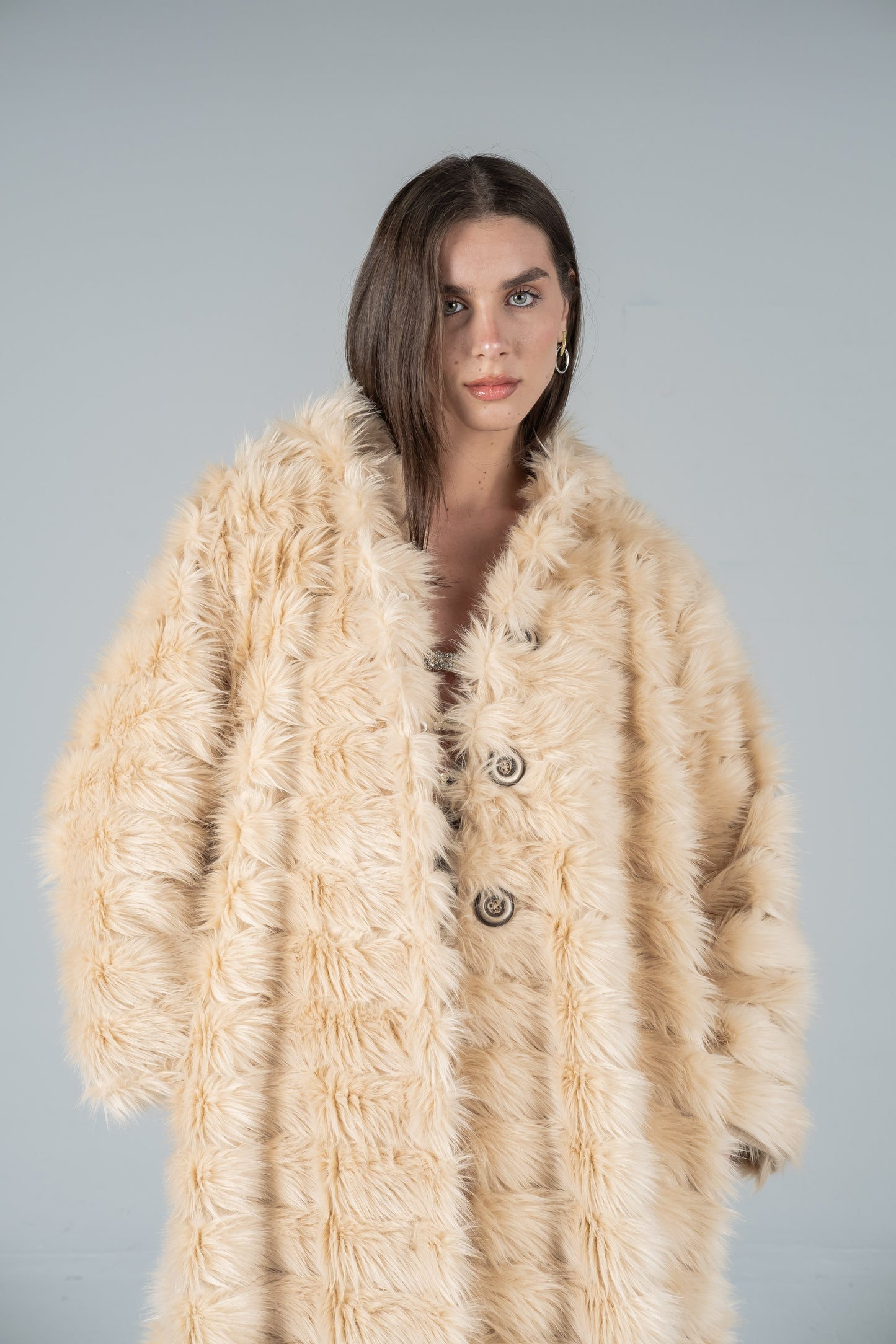 BEIGE RIPPLE COAT