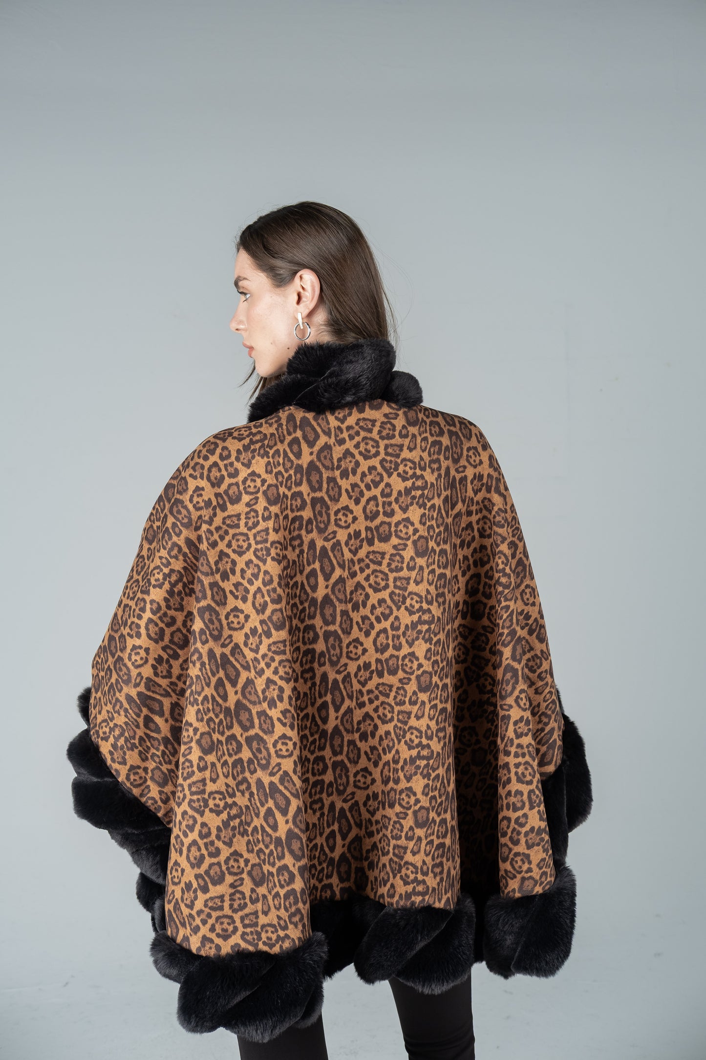 LEOPARD FUR CAPE WITH TRIM