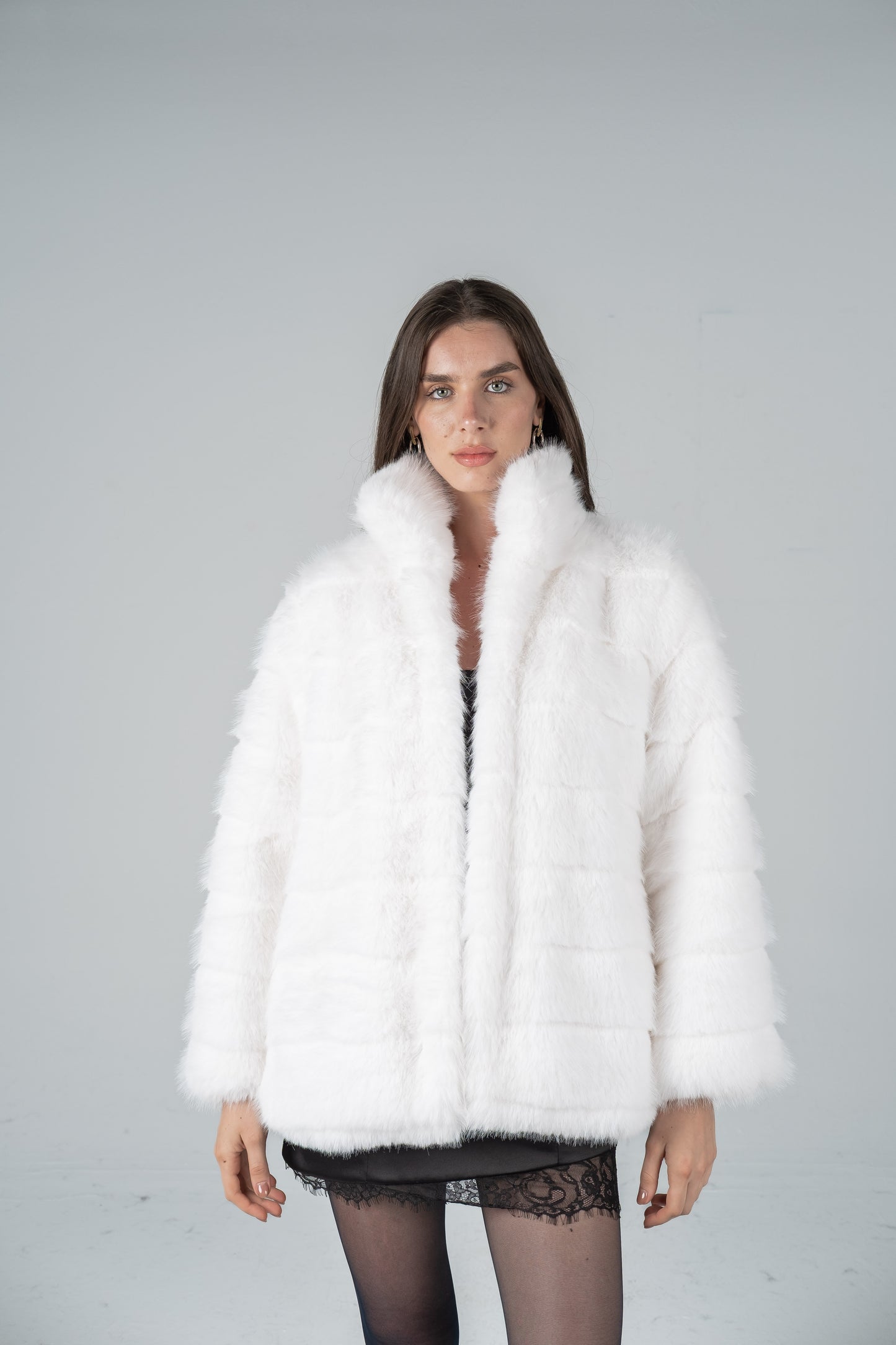 WHITE FUR SHORT JACKET