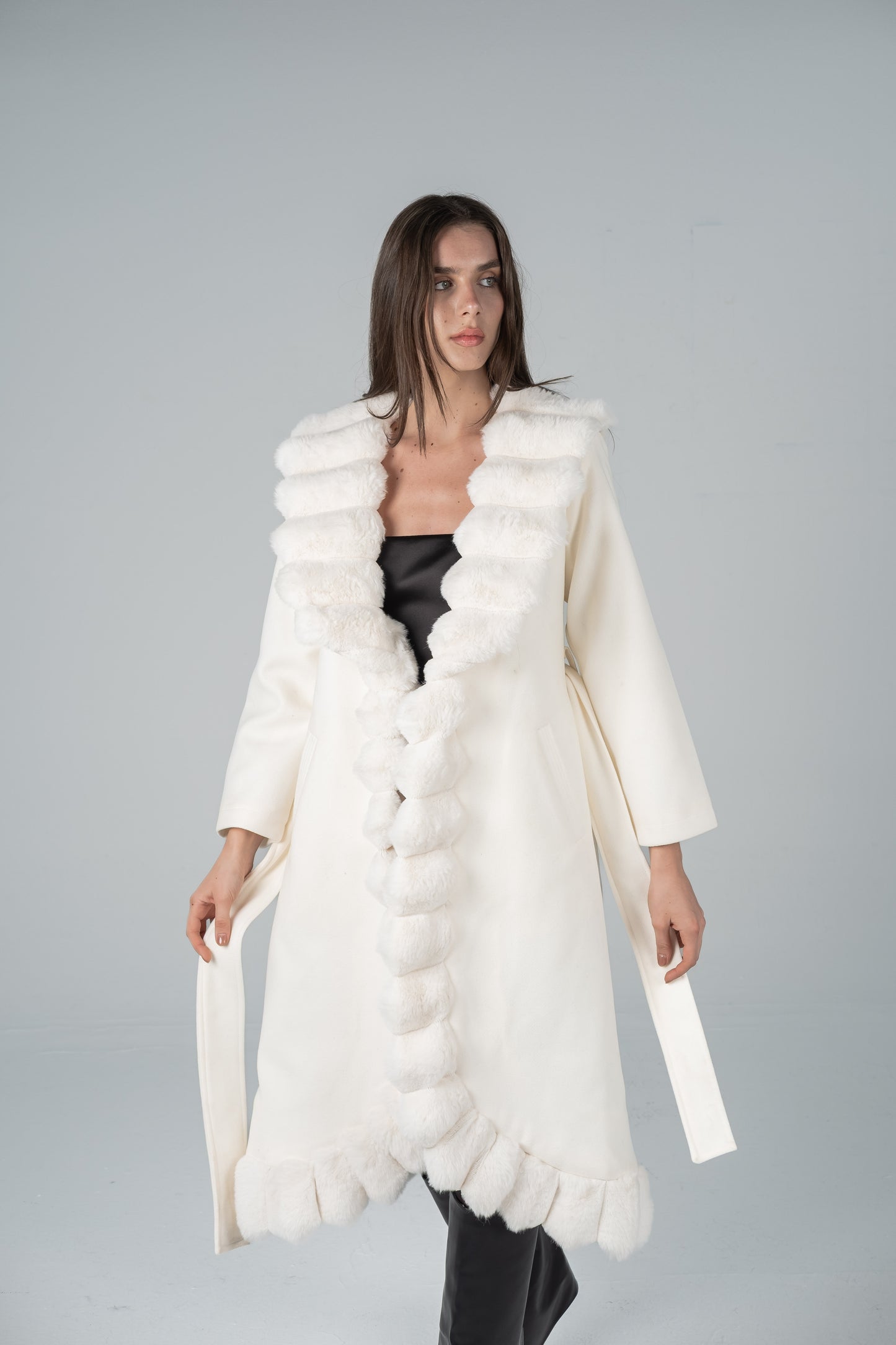 IVORY FELT-FUR TRIM ROBE COAT