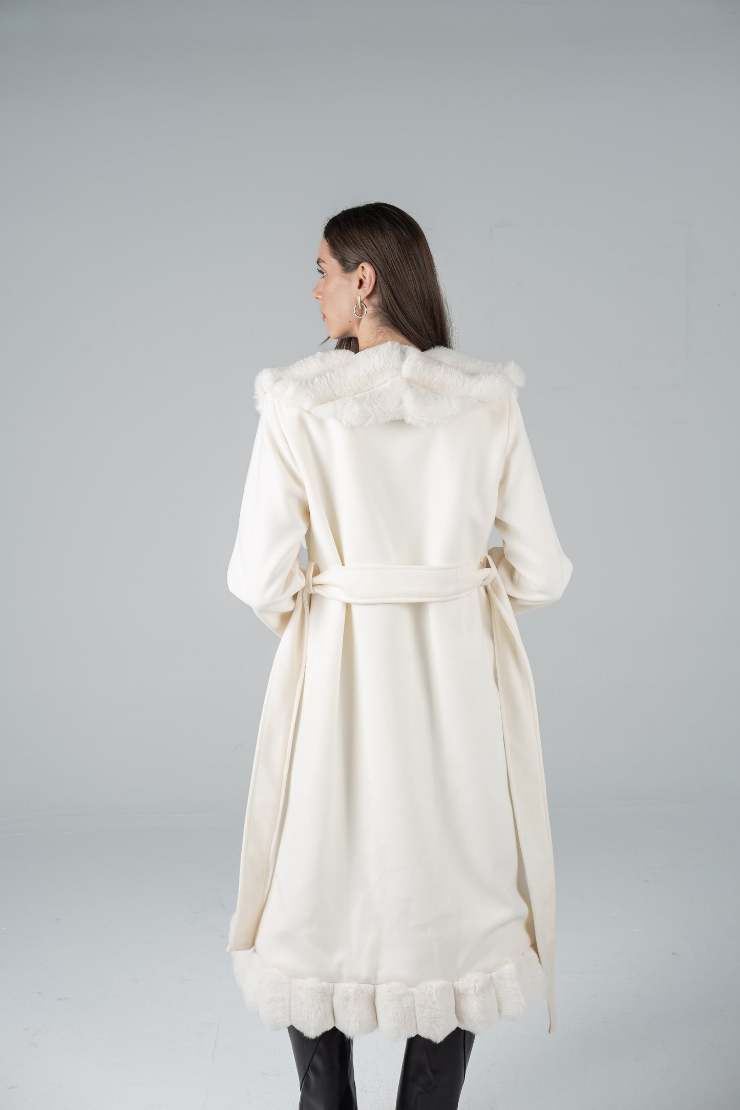 IVORY FELT-FUR TRIM ROBE COAT