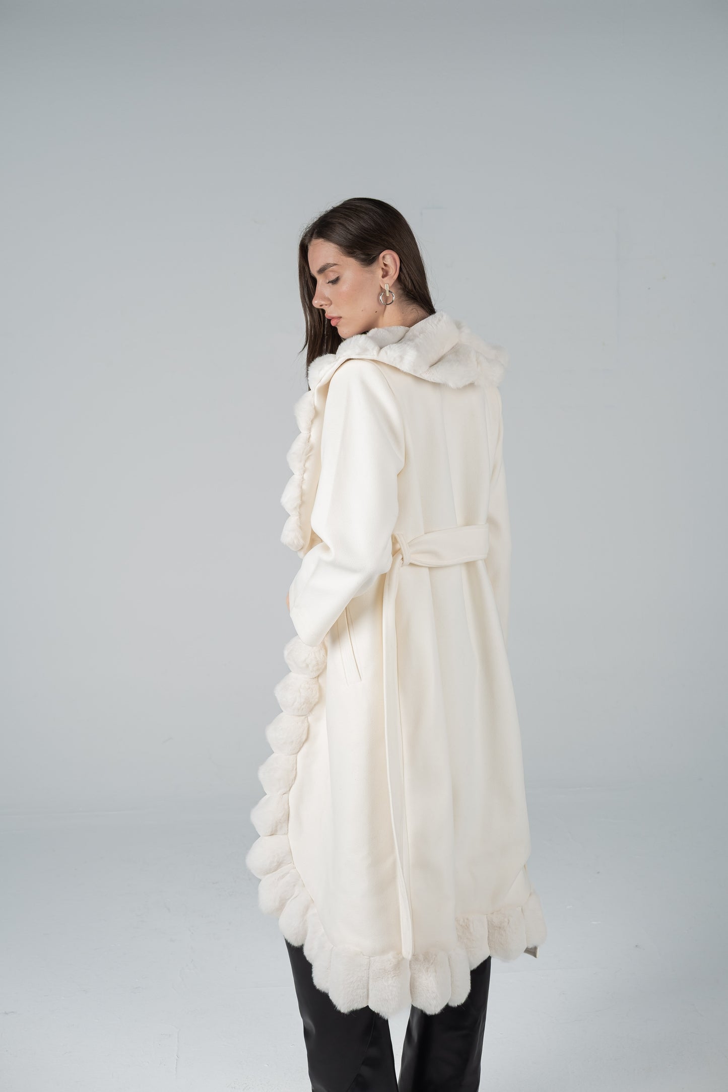 IVORY FELT-FUR TRIM ROBE COAT