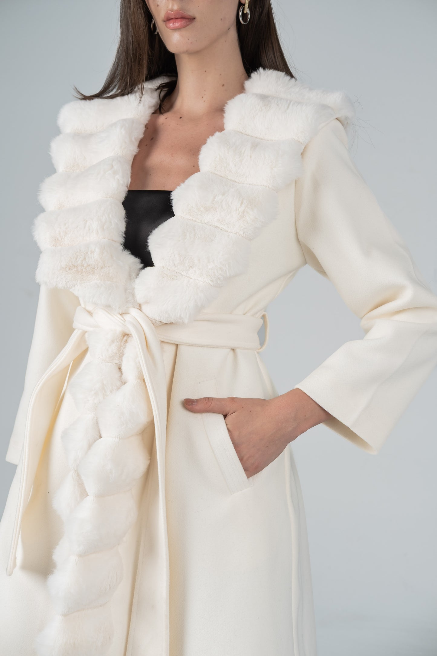 IVORY FELT-FUR TRIM ROBE COAT