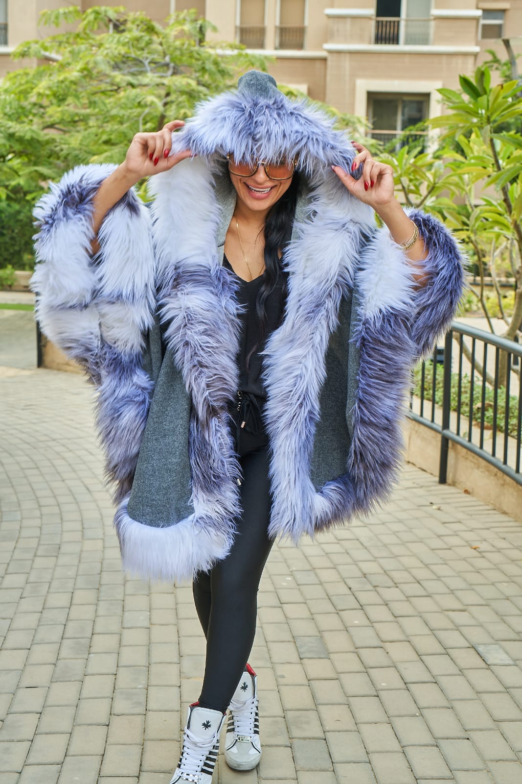 Mixed Blue Russet-Fur Cape