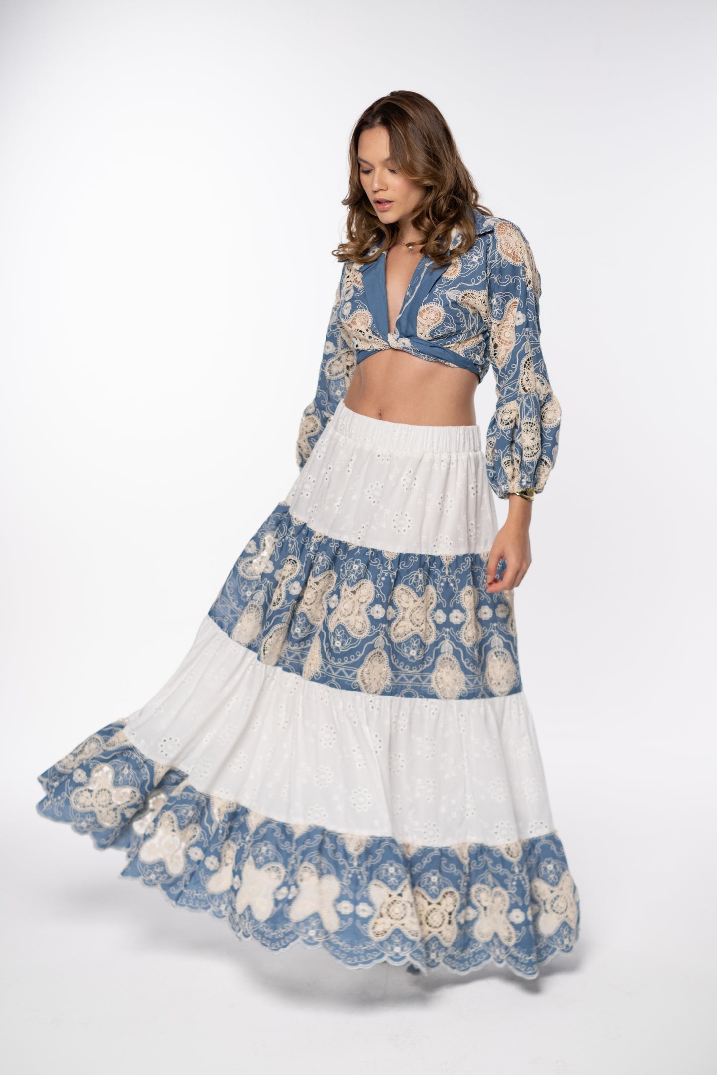 ROYAL THREAD SET