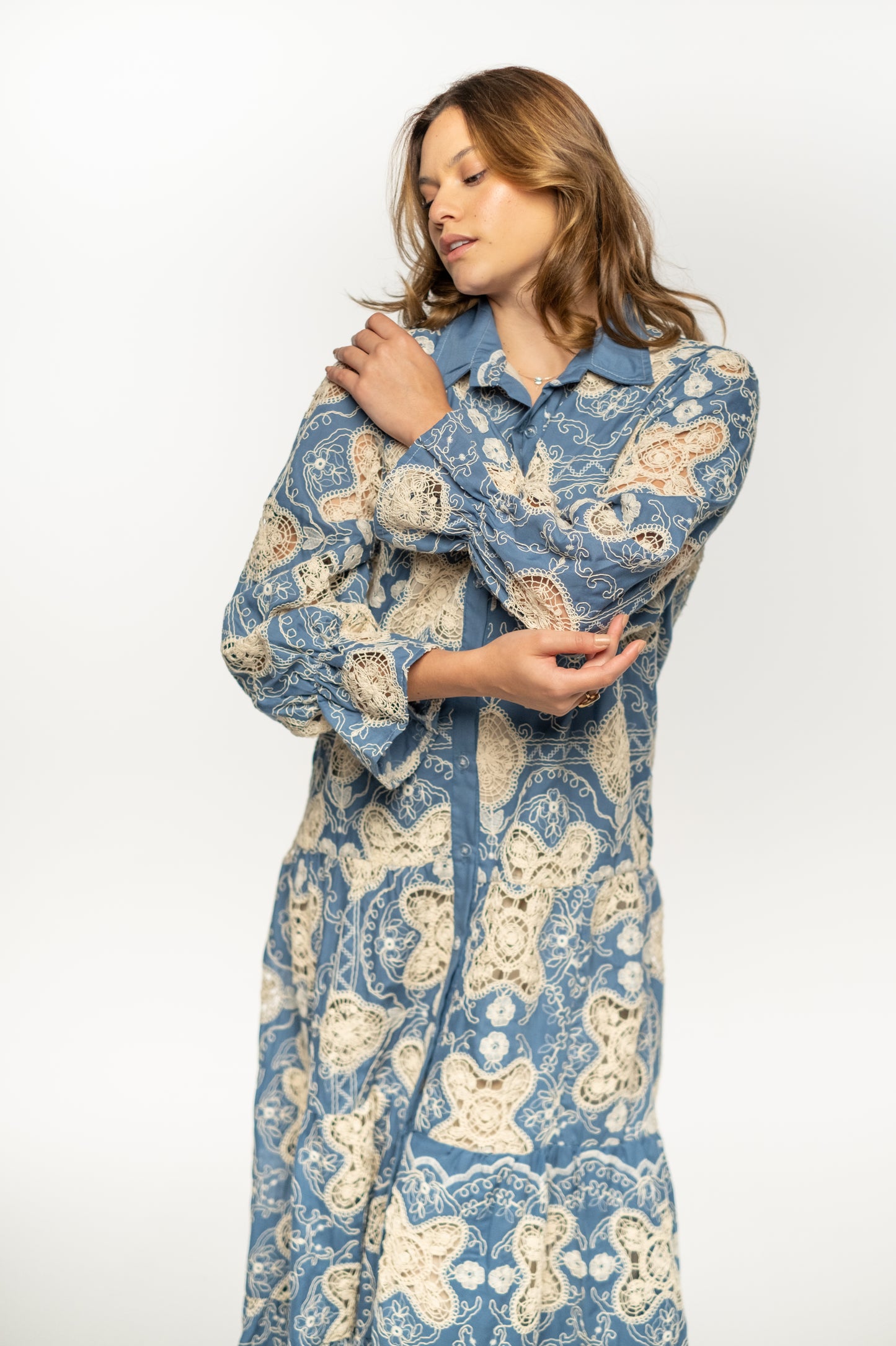 ROYAL LACE DRESS
