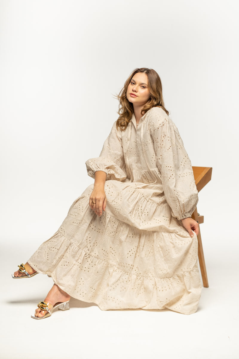 SAND BLOOM EMBROIDERED DRESS