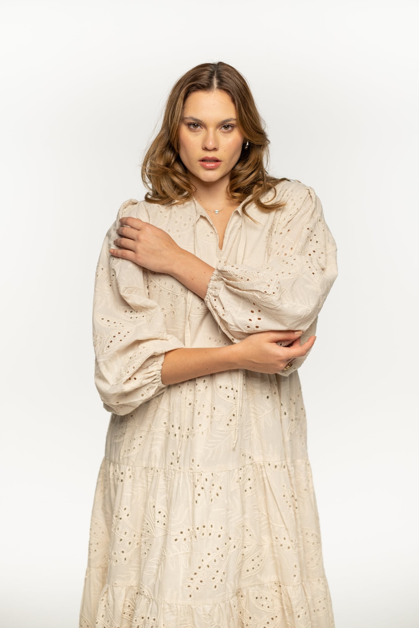 SAND BLOOM EMBROIDERED DRESS