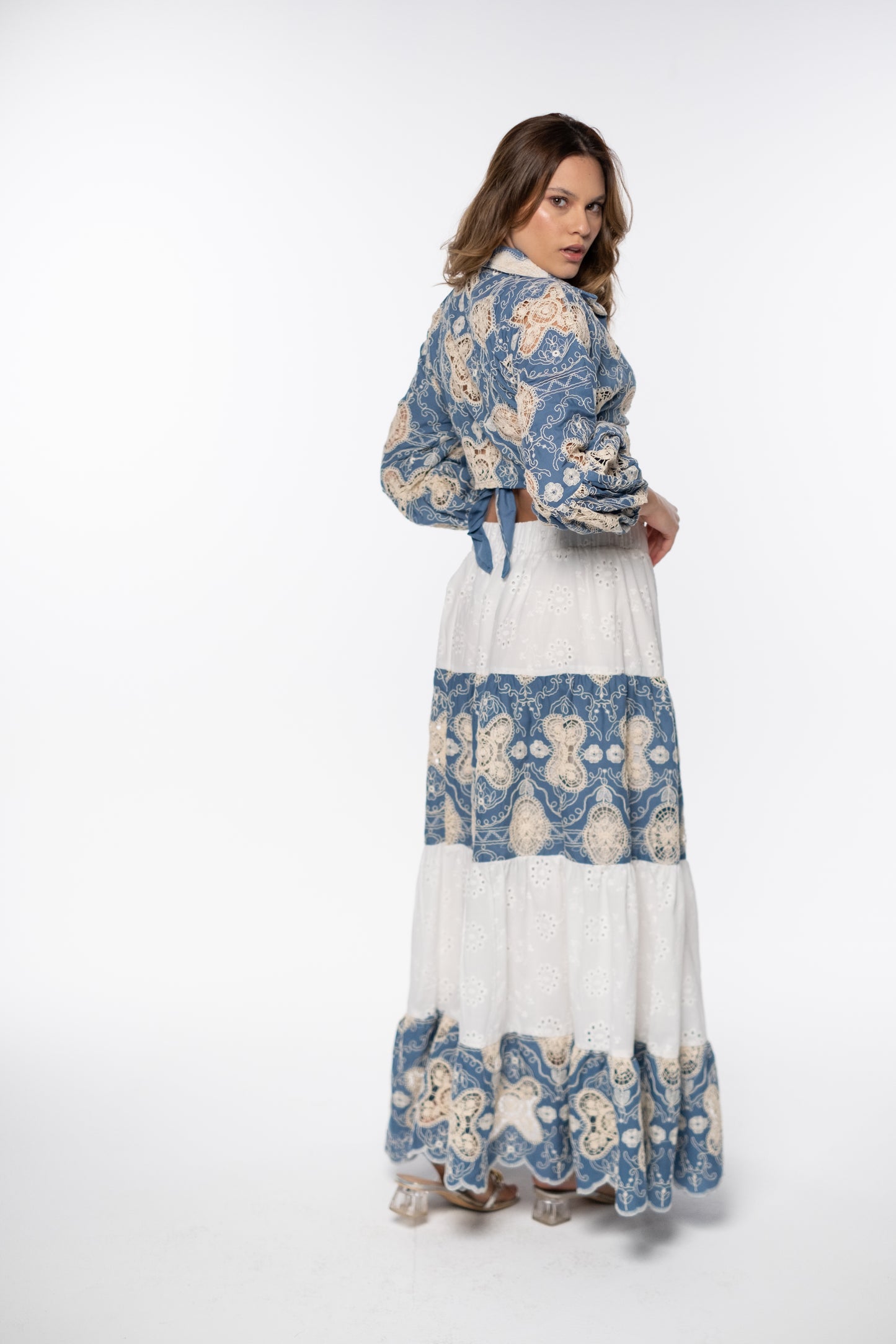 ROYAL THREAD SET