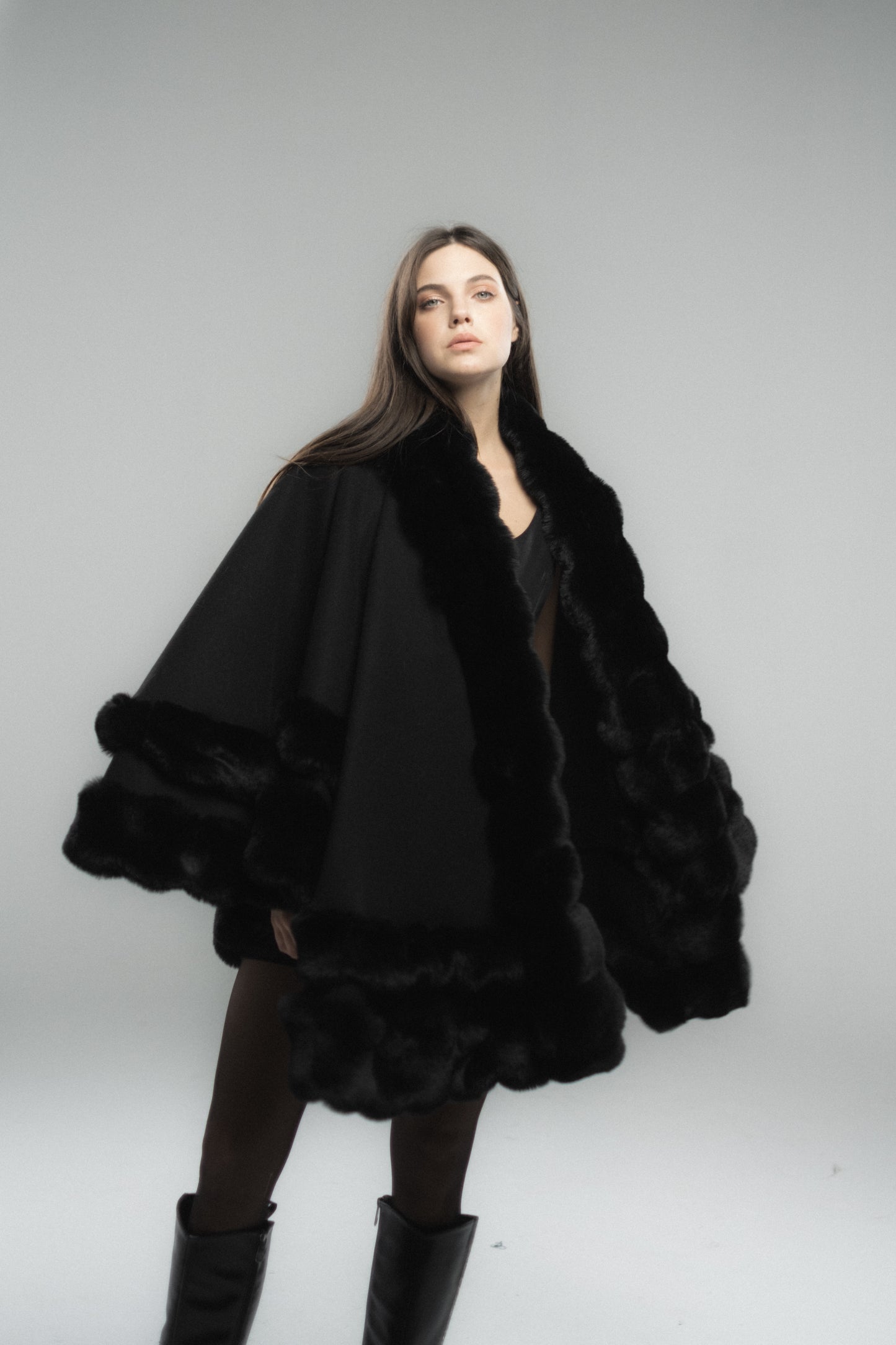 Two-Layers Black Russet-Fur Cape