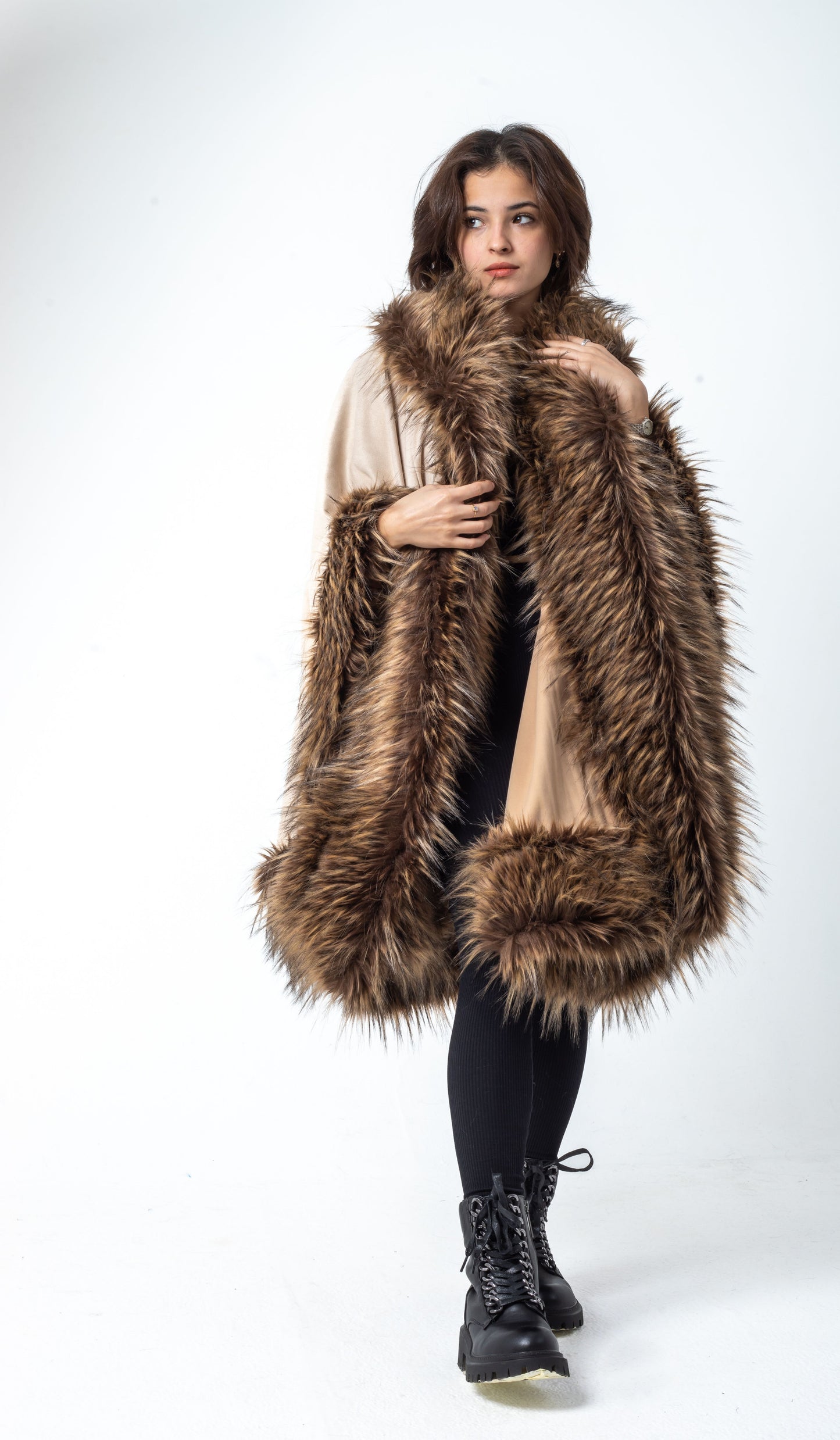 Beige-Brown Russet-Fur Cape